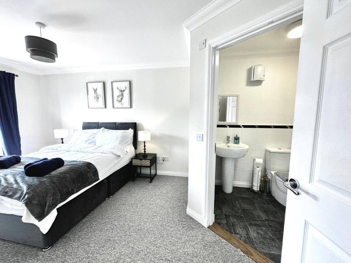 Riverview 2 Bed, 2 Bath, Free Parking / Wifi * Inverness