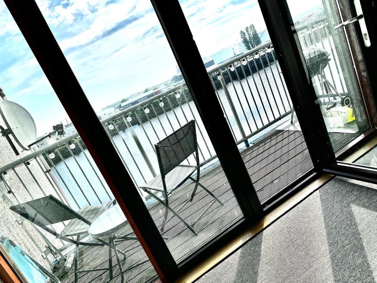Riverview 2 Bed, 2 Bath, Free Parking / Wifi Apartment Inverness